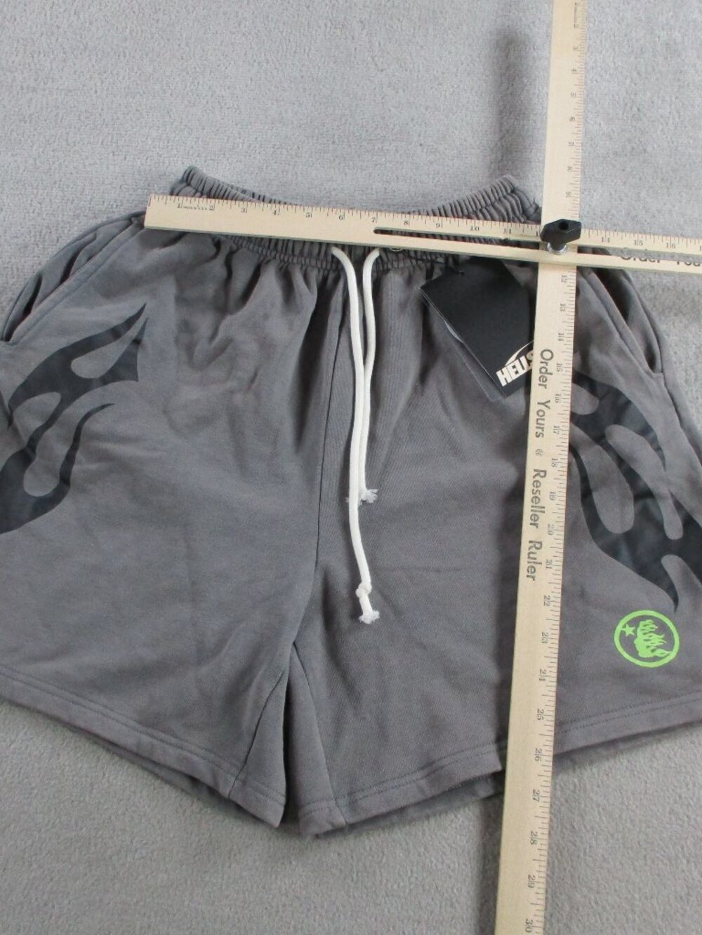 HELLSTAR Flame Shorts Mens Medium Gray Black Sweat Drawstring Graphic Grunge NEW - Picture 5 of 9
